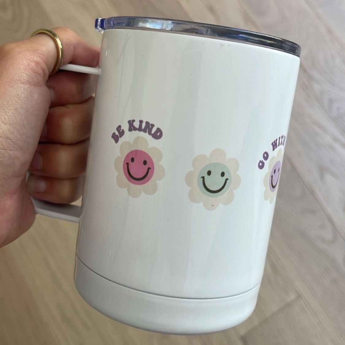 Smiling flowers mug