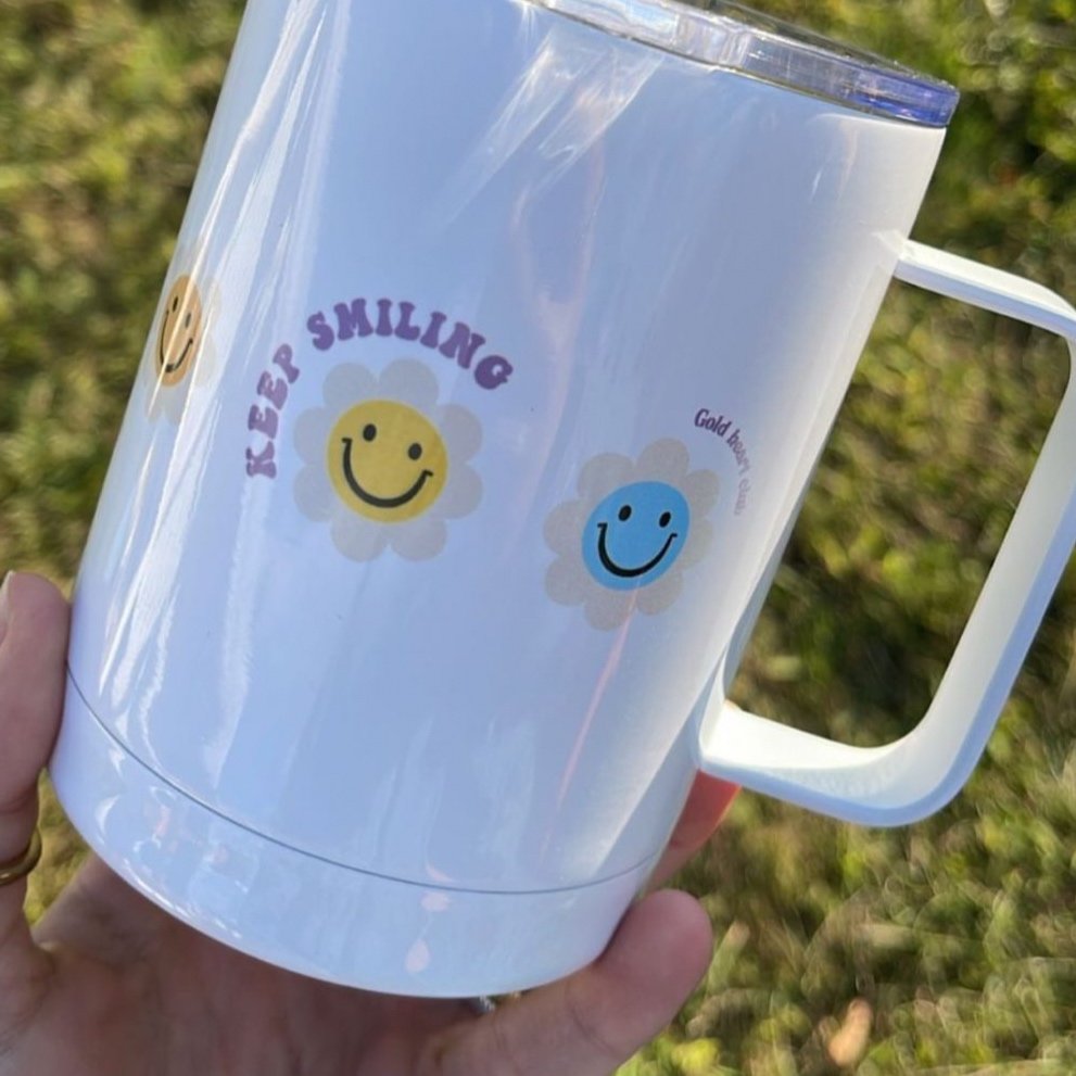 Smiling flowers mug